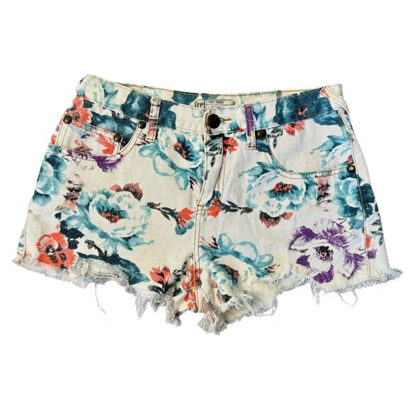 FREE PEOPLE Boho Floral Lightweight Distressed Denim Cut Offs Shorts Size 29 - Picture 4 of 10